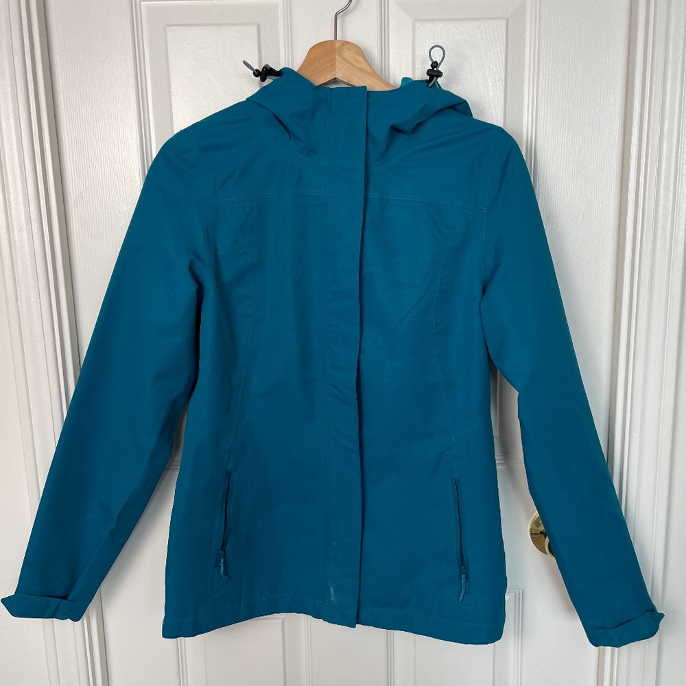 McKinley | WOMEN'S TERANG II HOODED RAIN JACKET AQUABASE Sz. S